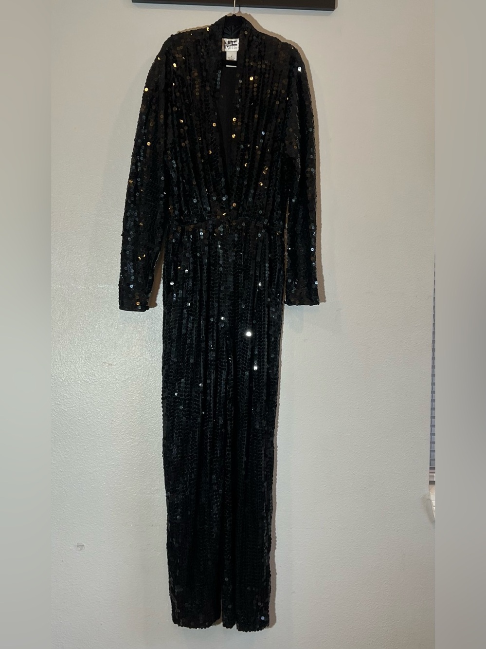Nite Line vintage Women's Black Sequin V-Neck Long Sleeve Long jumpsuit Size 8